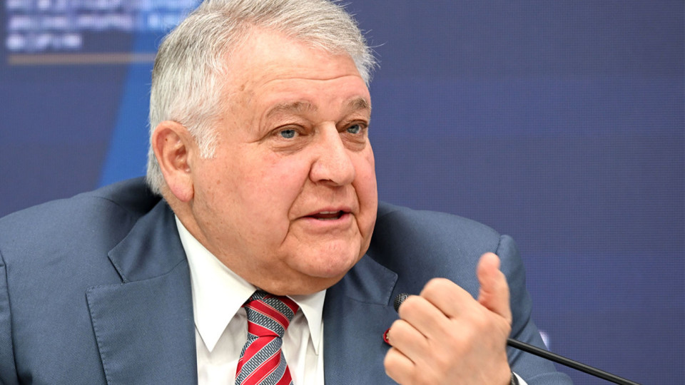 Друг Путина предложил вывозить газ из России на атомных подлодках