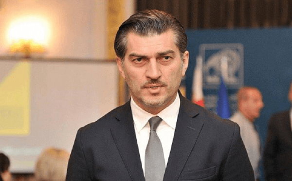 ყაველაშვილი „ოცნების“ ახალ ბანერებზე: "ეს არის არსებული რეალობა, „ფოტოშოპით“ შექმნილი კი არაა!"