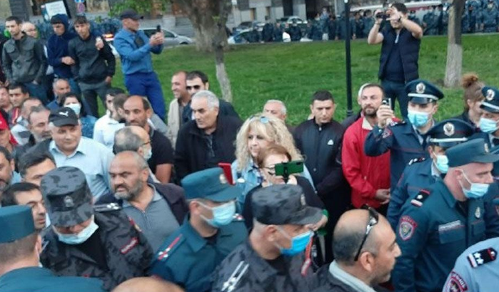 Визит Лаврова в Ереван сопровождается протестами