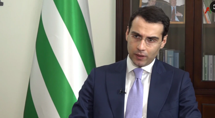 Инал Ардзинба поблагодарил Россию за «всеобъемлющую поддержку»