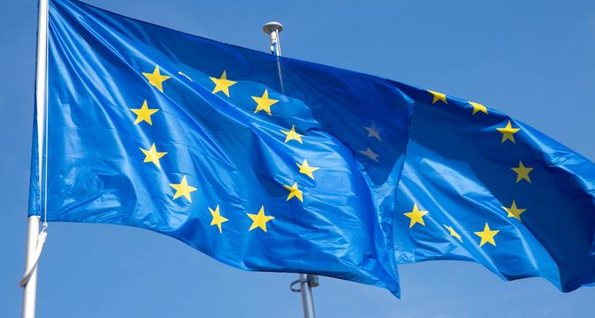 Дипломаты ЕС сообщили о согласовании санкций за преследование Навального