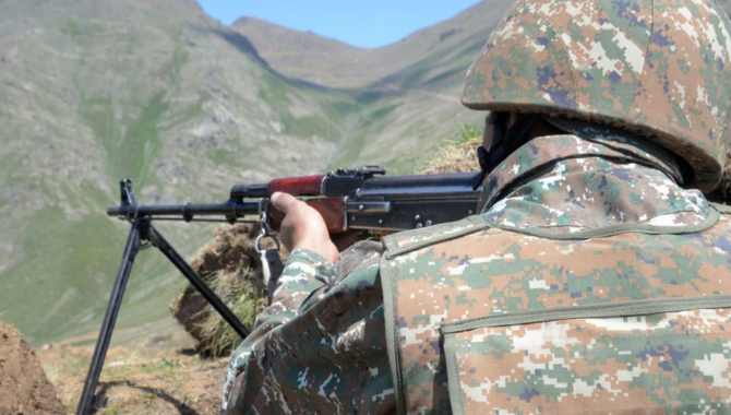 Азербайджан вернул Армении заблудившегося военнослужащего