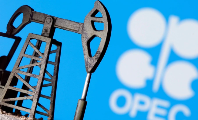Участники OPEC+ достигли соглашения об увеличении добычи нефти