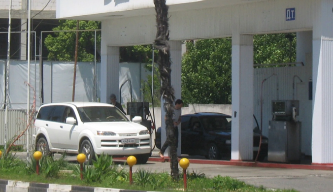 Абхазское правительство повысило цены на нефтепродукты