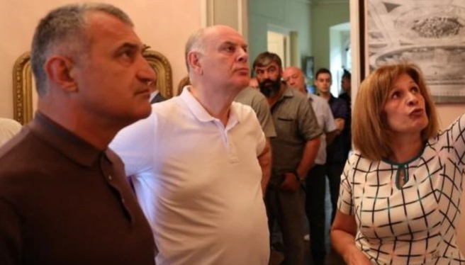ბიბილოვმა და ბჟანიამ ახალგორში ქსნის ერისთავების სასახლე მოინახულეს