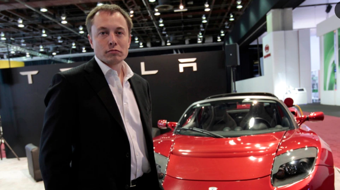 Илон Маск анонсировал создание робота-андроида Tesla Bot