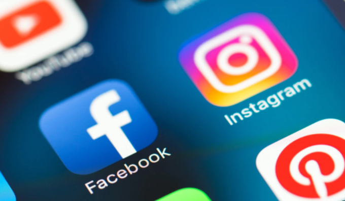 В работе Facebook, Instagram и WhatsApp - глобальный сбой