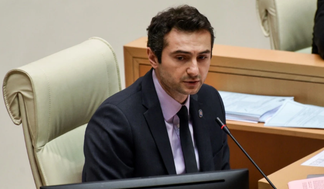 Спикер парламента Грузии отправился в Украину на фоне ситуации с Саакашвили
