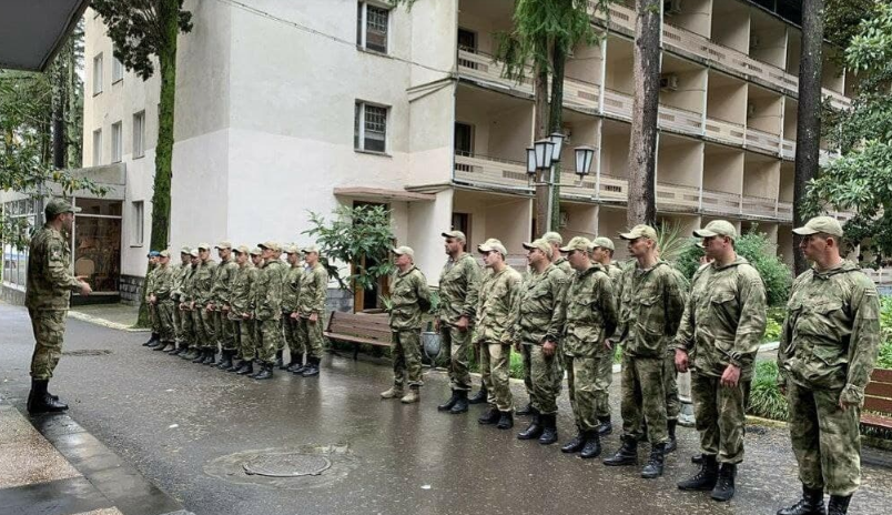 В Абхазию прибыли военнослужащие из "Южной Осетии"