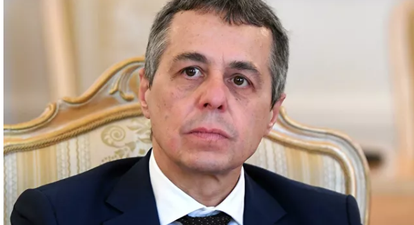 Самолет с главой МИД Швейцарии сядет в Москве из-за технических проблем