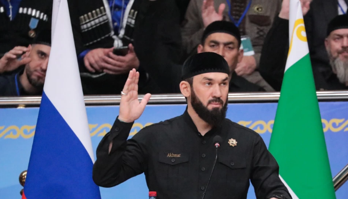 Парламент Чечни обратился к генпрокурору из-за слов Сокурова