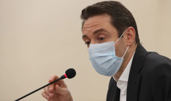 «Отступившего от революционных ценностей» мэра Еревана отправили в отставку