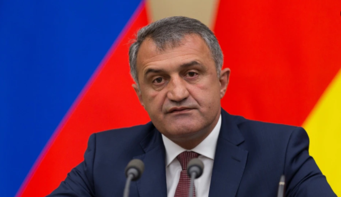 Бибилов: пока Грузия находится под крылом НАТО, угроза сохраняется