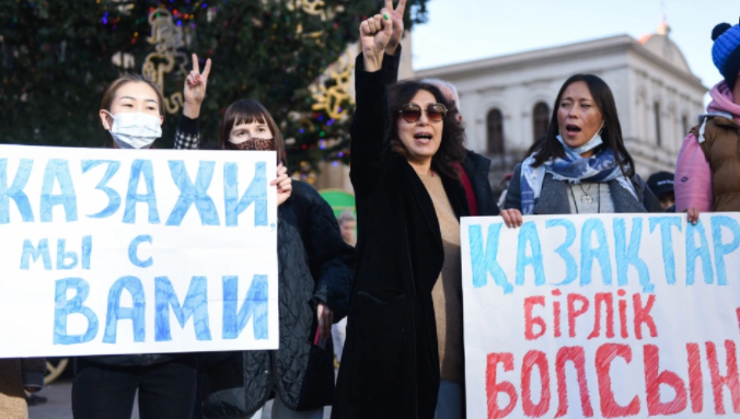 «Путин, руки прочь от Казахстана» – акция в Тбилиси