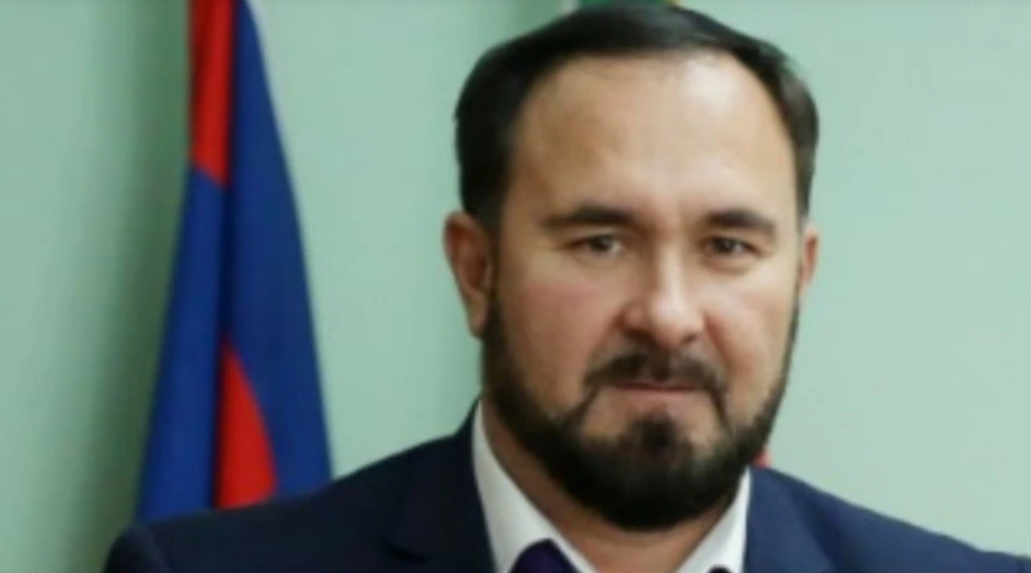 Чеченский омбудсмен потребовал возбудить дело против правозащитника Каляпина