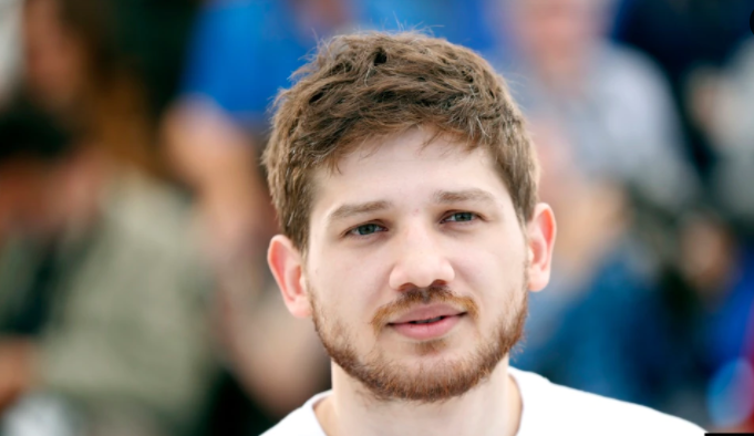 Режиссер фильма «Дылда» Кантемир Балагов уехал из России