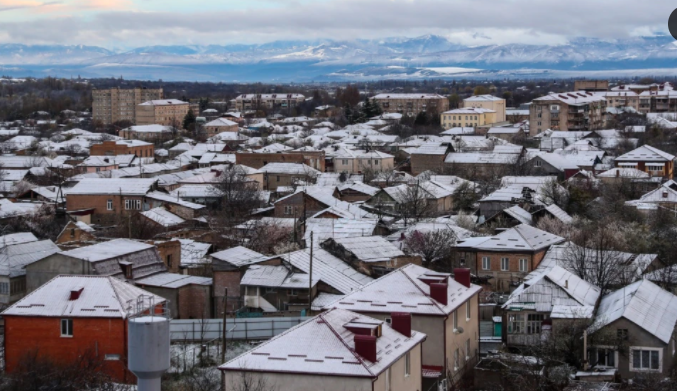 В Южной Осетии опровергли информацию об эвакуации семей российских военных