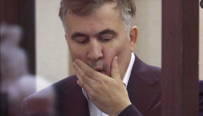 Михаилу Саакашвили стало плохо в зале суда