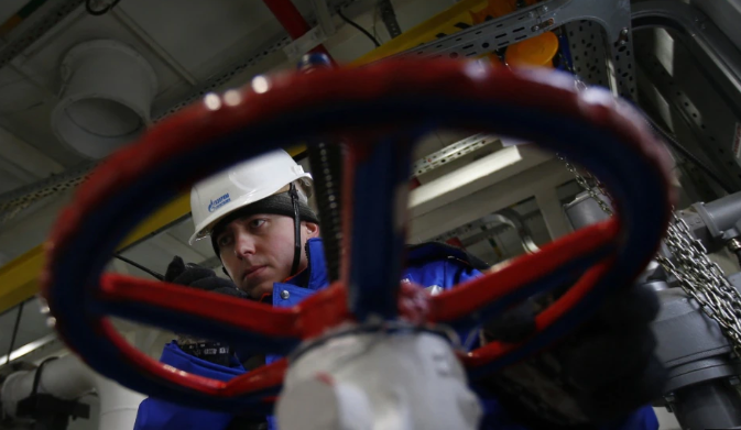 Bloomberg: ФРГ откажется от российской нефти до конца года