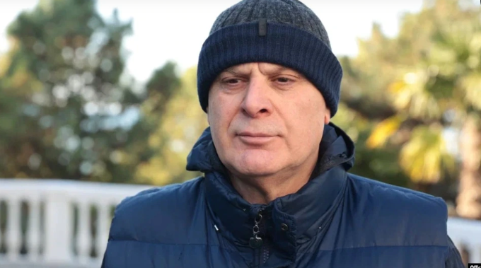 Абхазский президент Аслан Бжания ушел в отпуск