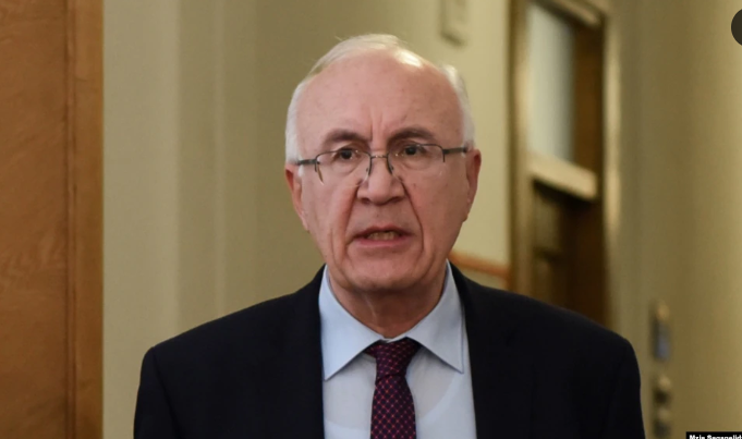 Абашидзе подтвердил обсуждение с Карасиным темы югоосетинского референдума