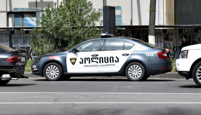 В Тбилиси в собственном автомобиле расстреляли бизнесмена