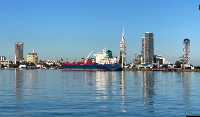 Грузинские таможенники отказались пропустить партию российской нефти