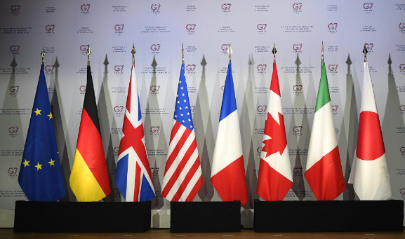 G7 осудила обстрел ТЦ в Кременчуге: мы не успокоимся, пока РФ не кончит войну
