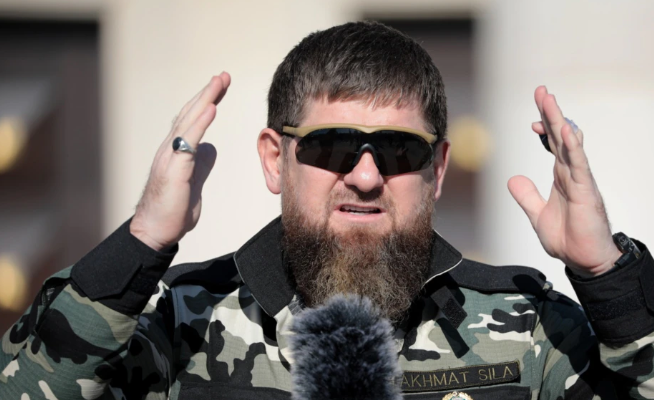 Кадыров снялся в издевательской пародии на президента Украины