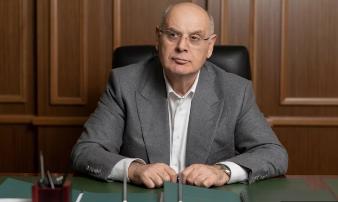 Аслан Бжания: у членов правительства есть нераскрытый потенциал