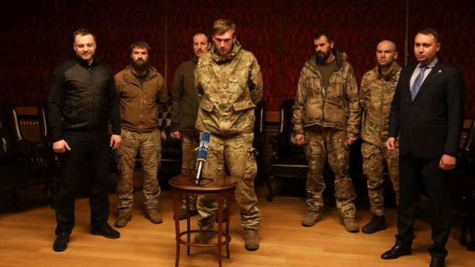 Умер комбат «Азова». Он провёл четыре месяца в российском плену