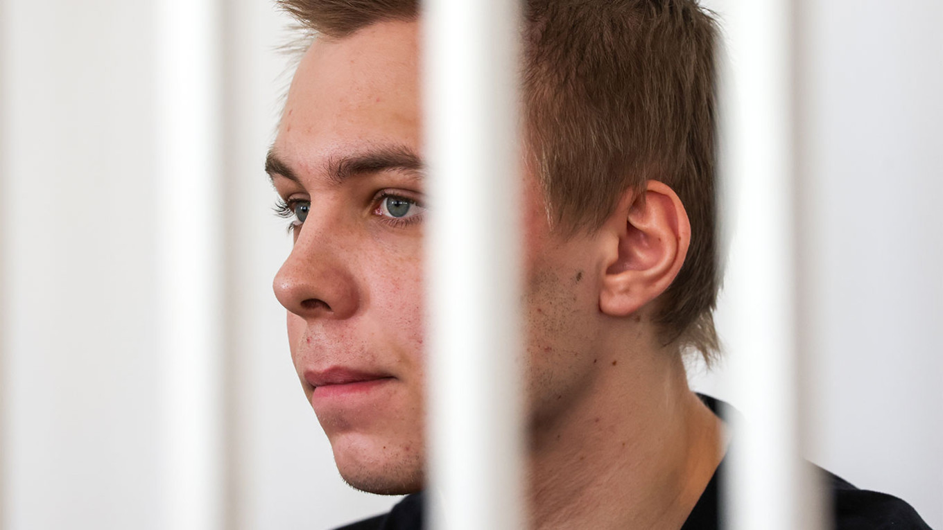 Избитый сыном Кадырова россиянин получил 3,5 года колонии