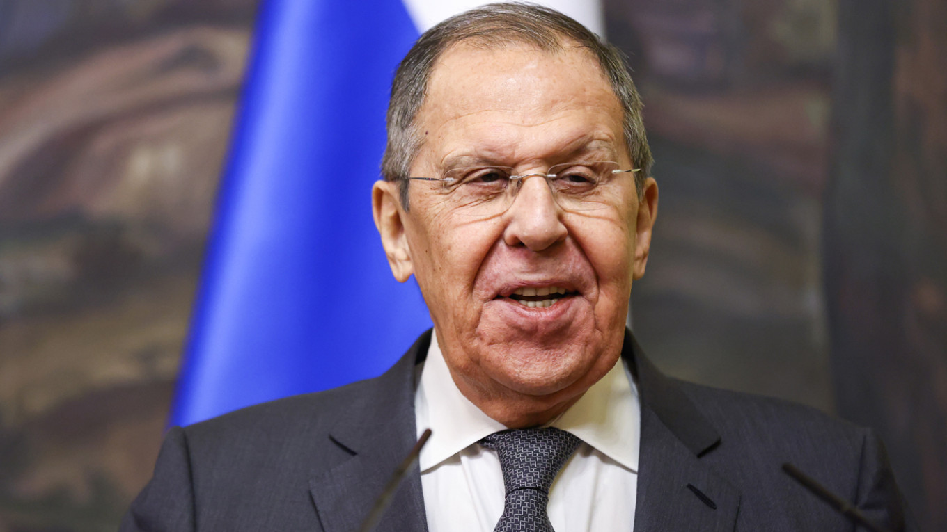 Лавров отказался понимать, зачем приглашать Европу на переговоры по Украине