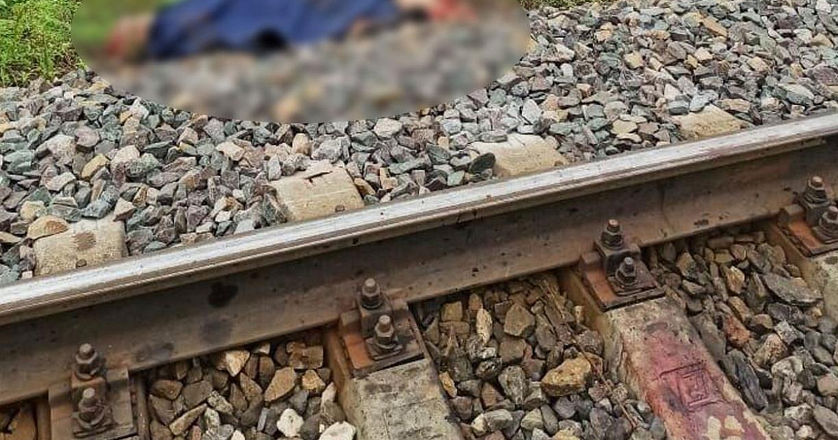 В Махинджаури поезд сбил молодую женщину, в результате чего она скончалась