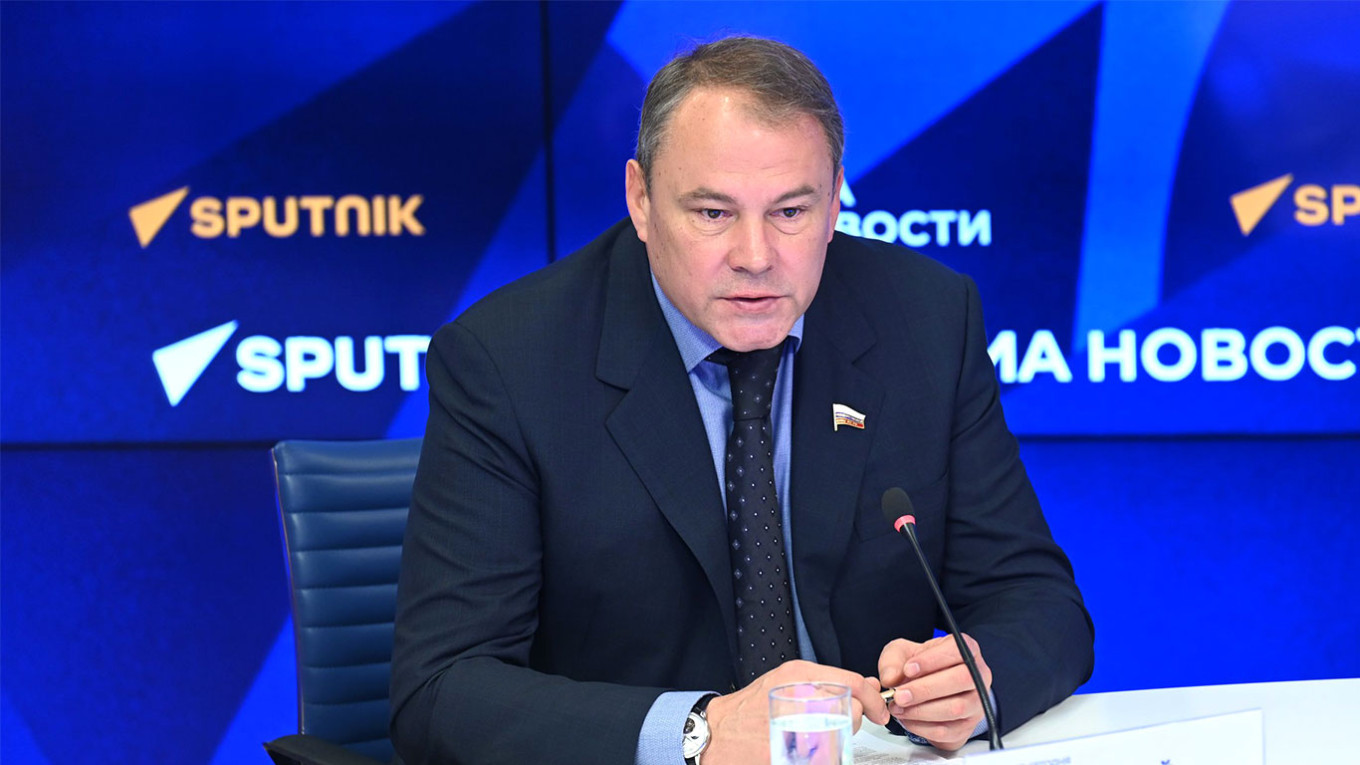 Казахстан запретил въезд вице-спикеру Госдумы и еще четырем российским депутатам