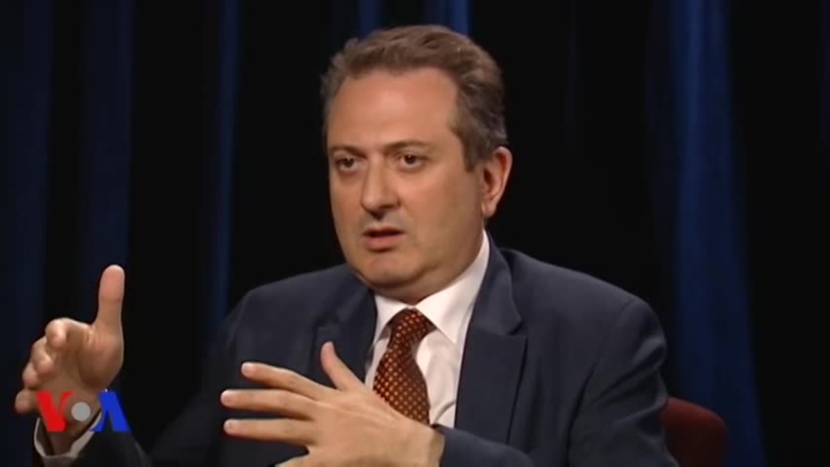 თენგიზ ფხალაძე: „ტიტანიკს ვემსგავსებით, რომელიც ჯიუტად მიდის აისბერგისკენ!“