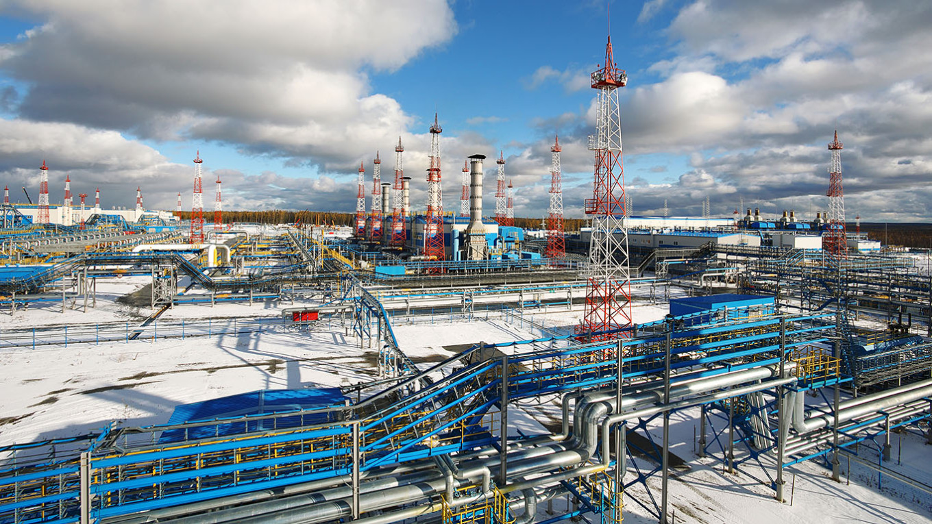 В России резко упала добыча газа после прекращения транзита через Украину