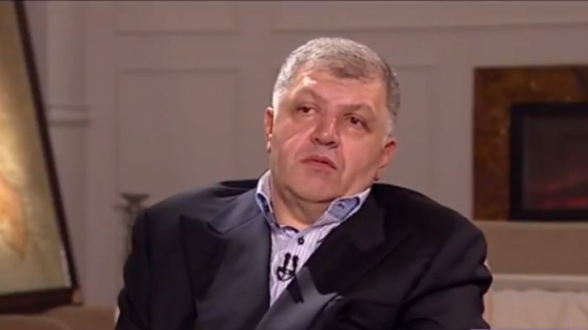 ხიდაშელი ამბობს, რომ რაჭის ტყეებისა და რიყის დოქების ნაწილს ყიდის