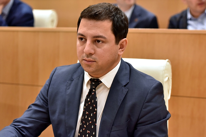 „ივანიშვილის შესახებ „ბლუმბერგის“ სტატია, დიდი ალბათობით, დასპონსორებულია“