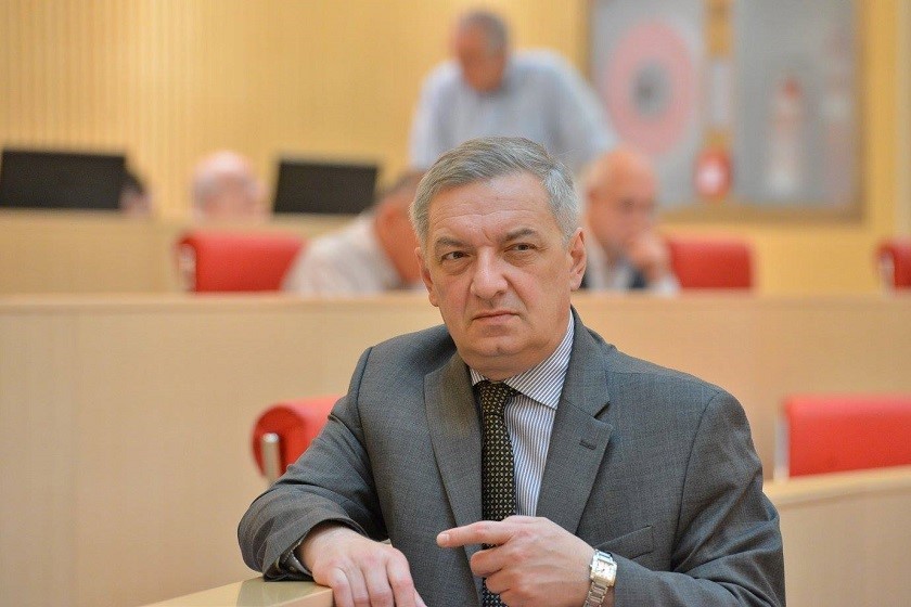 "ოცნებაში" ზვიად კუპრავაზე თავდასხმაში ყოფილი მმართველი პარტიის კვალს ხედავენ