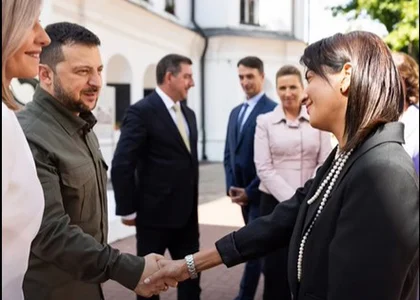 ფაშინიანის მეუღლე ზელენსკის შეხვდა