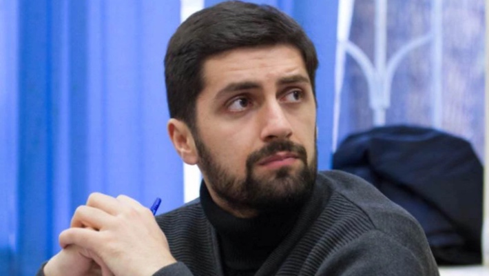 დიაროვი: ოთხმა ადამიანმა დამირეკა პოლიციიდან, შემდეგ ხუთი პოლიციელი მოვიდა
