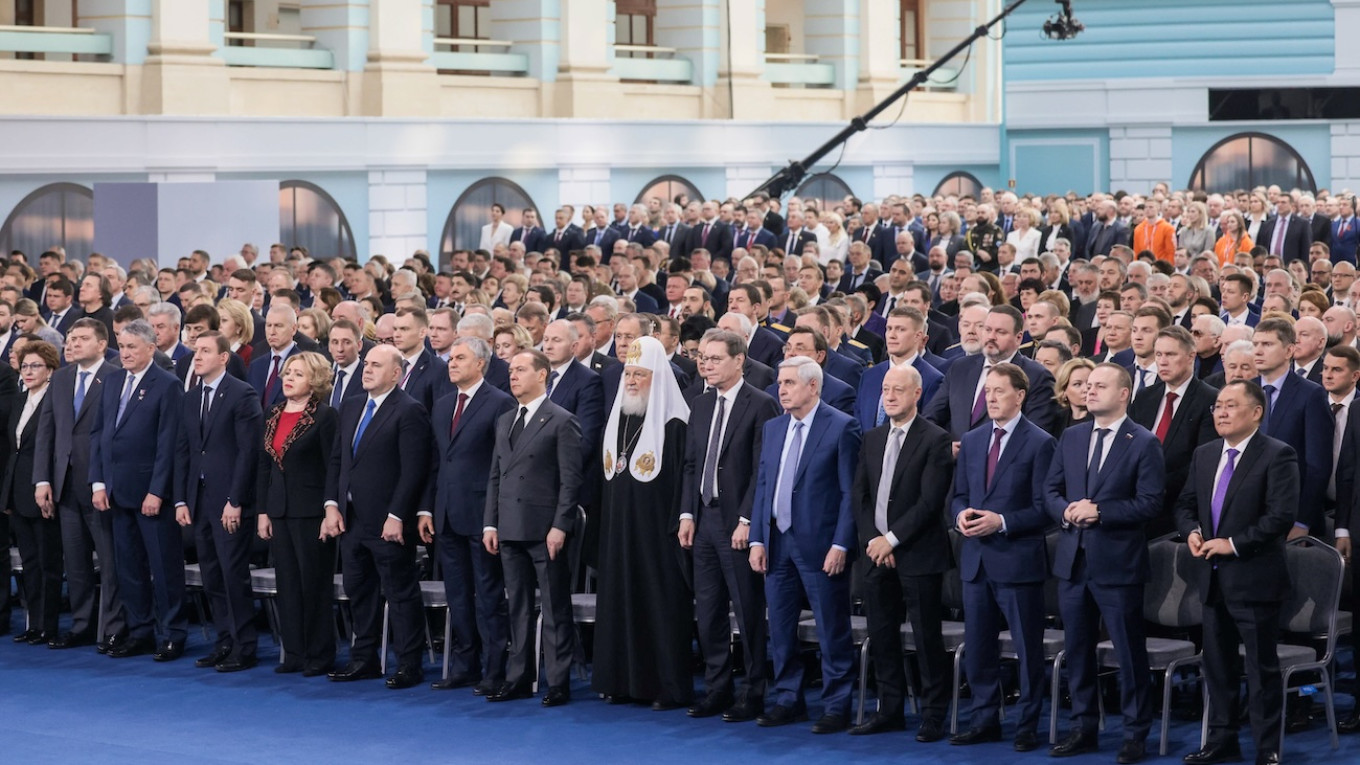Каждый четвертый миллиардер Путина сбежал из России в первые недели войны