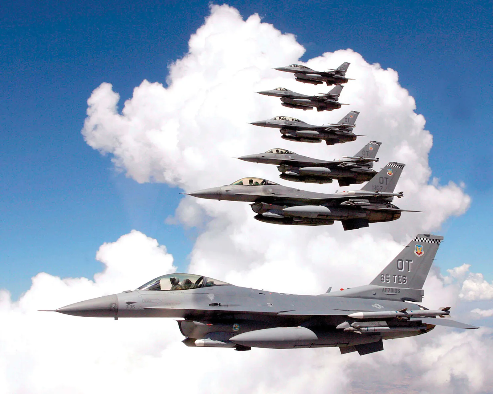 ზელენსკი: დანიიდან F-16-ები უკრაინაში უახლოეს მომავალში ჩამოვა