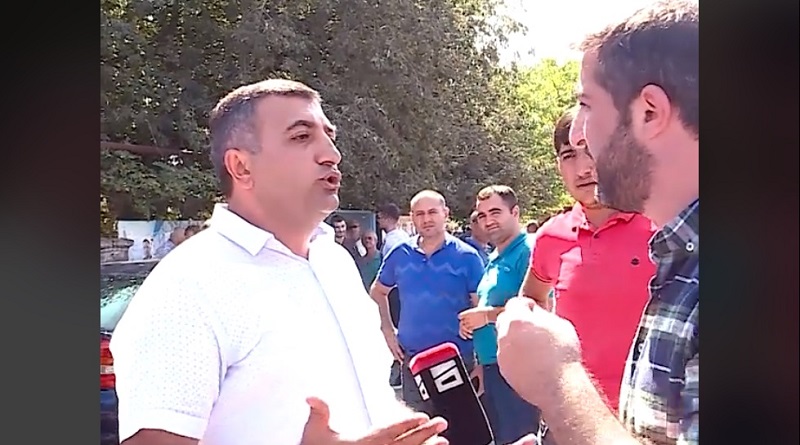 დეპუტატი – ჟურნალისტს: „ჩემს სოფელში წინააღმდეგობას მიწევ?!“