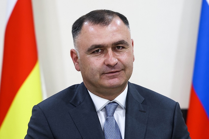 გაგლოევს ცხინვალის რეგიონის რუსეთის შემადგენლობაში სწრაფი შესვლის იმედი აქვს