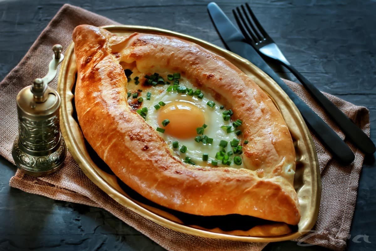 TasteAtlas: Хачапури – лучший пирог в мире