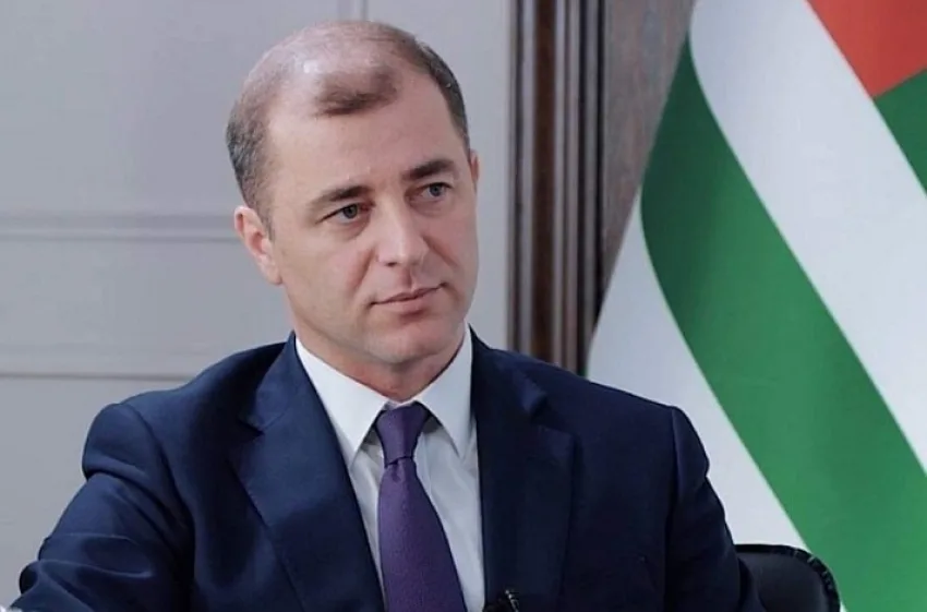 Адгуру Ардзинба задали «провокационный вопрос» на встрече в Пицунде