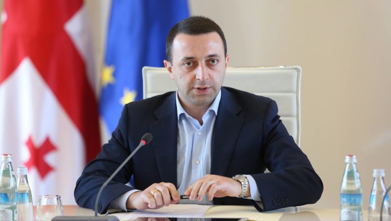 „აქვთ ორი ალტერნატივა“ – ღარიბაშვილი სანატორიუმ „ქართლში“ მცხოვრები დევნილების პროტესტს ეხმიანება