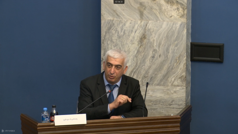 მოსამართლე განმარტავს, არღვევს თუ არა ადამიანის უფლებებს სავალდებულო ვაქცინაცია